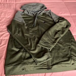 Women’s zipper hoodie
